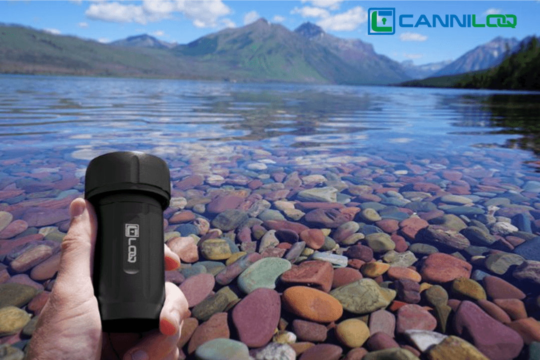 Canniloq TXD120BT Premium Herb Storage Canister, 120 CC, Zytel, Black Body, Tan Cap - Corloq