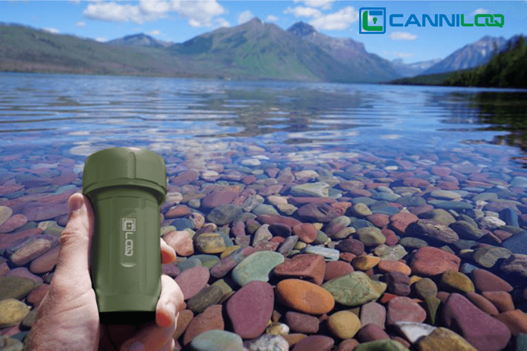 Canniloq TXD120GNB Premium Herb Storage Canister, 120 CC, Zytel, Green Body, Black Cap - Corloq